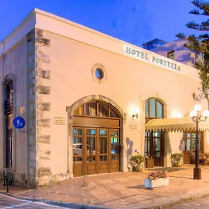 3* מלון Fortezza